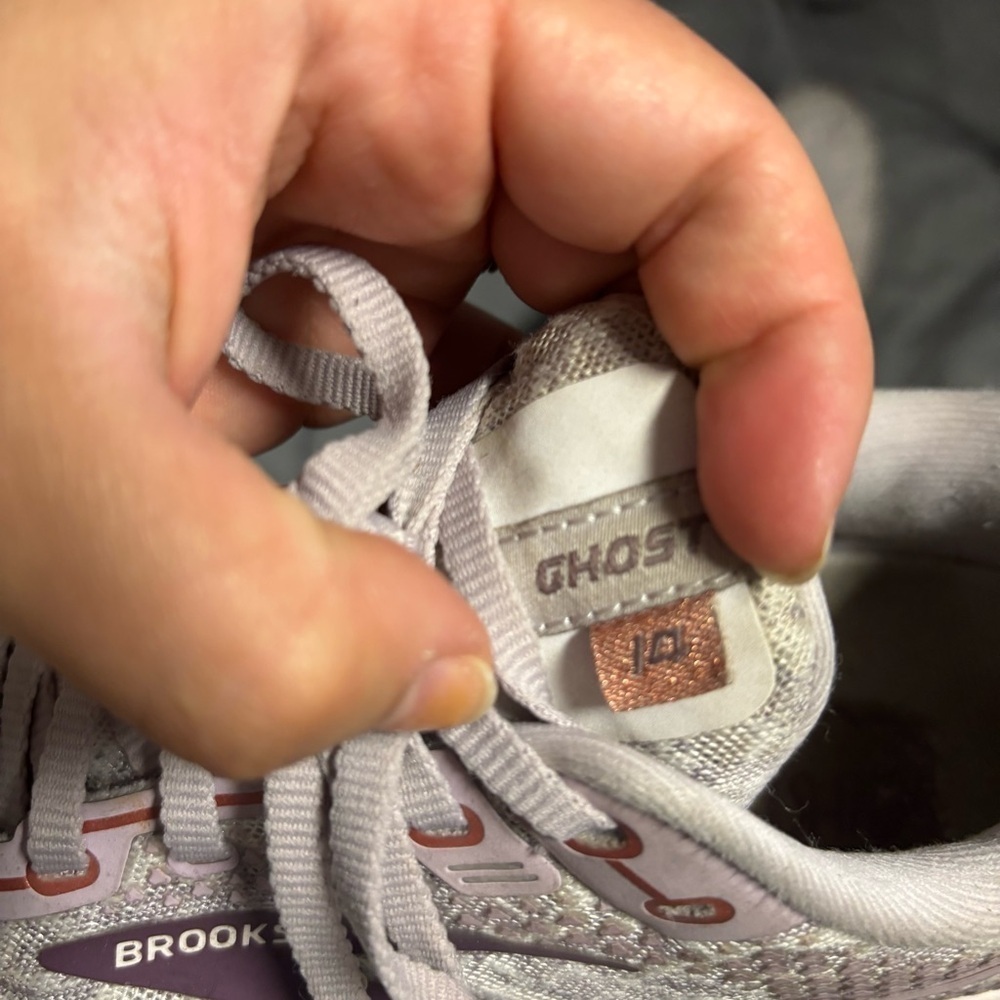 Brooks Ghost 14 size 8 - Picture 5 of 9